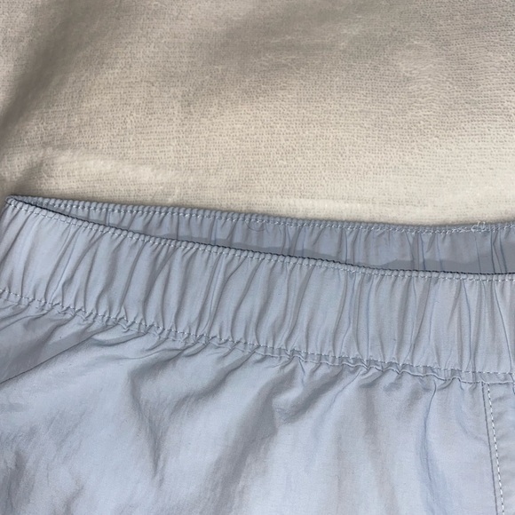 Columbia Loose Shorts - Picture 8 of 13